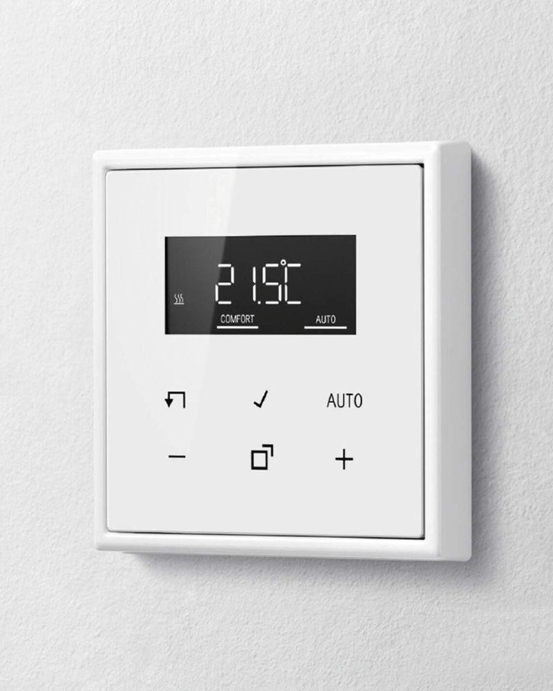 Termostato de calefacción en color blanco.